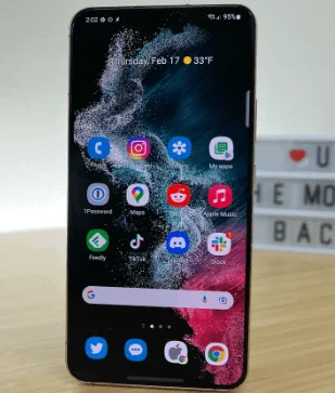 Samsung's Best Phone Without Curved Screen